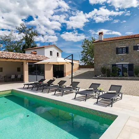 Vakantiehuis Grazia Kascerga